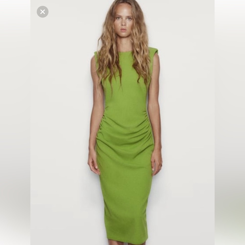 Green Shoulder Pad Fitted Midi Dress - Zara